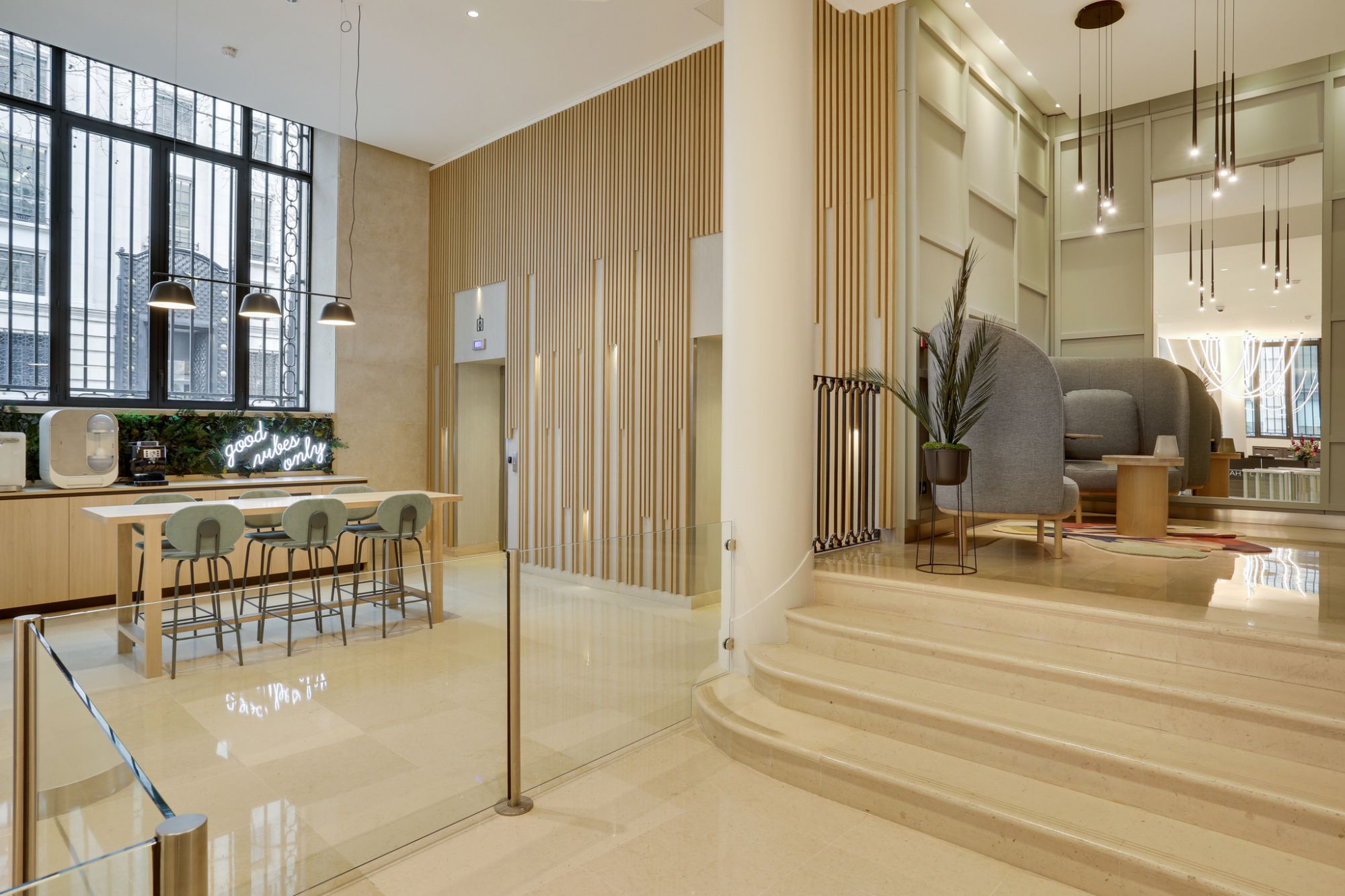 &copy;Kardham_2023__Macquarie_Paris_Photo_Dario_Shoootin