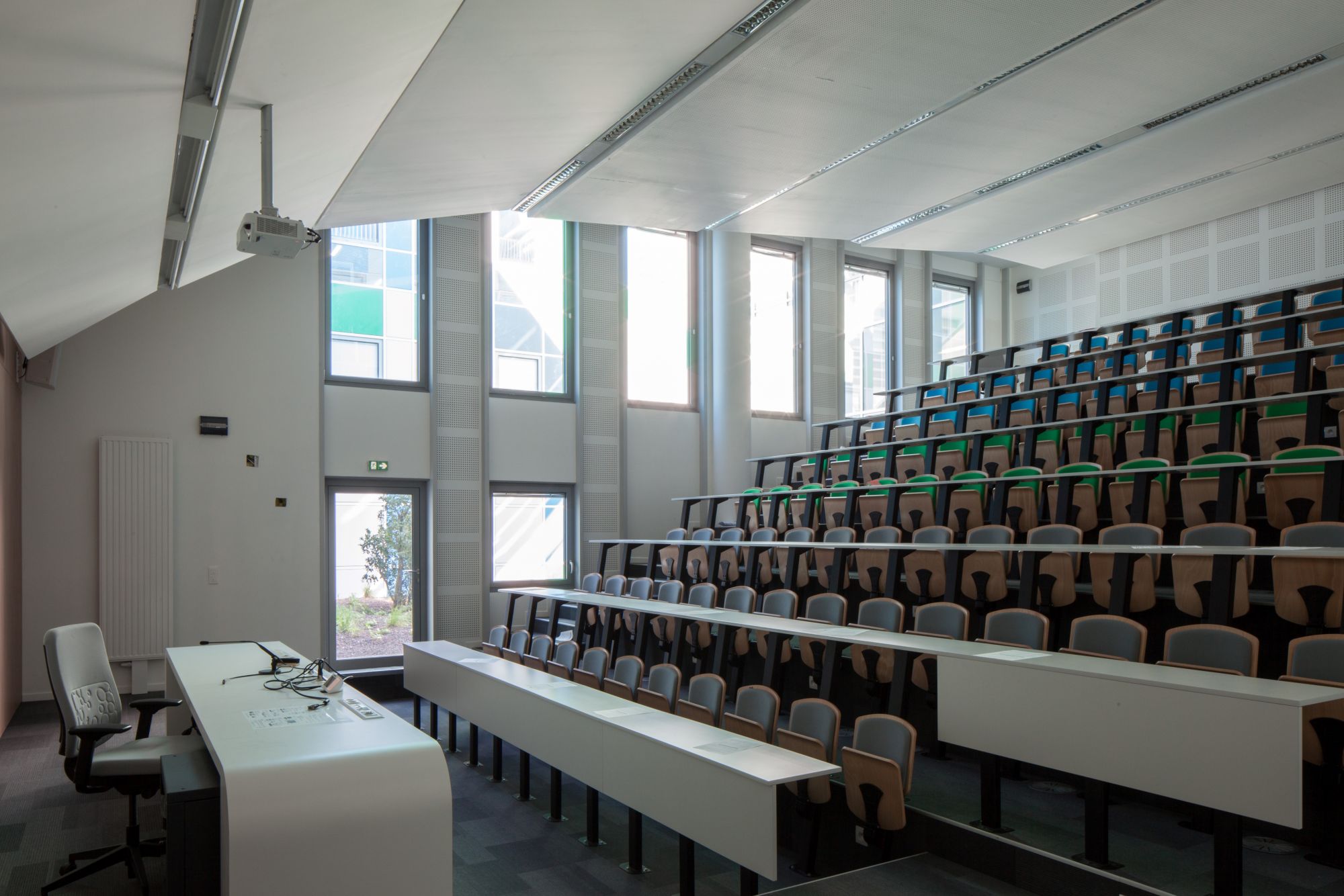 Amphith&eacute;&acirc;tre